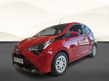 Car image 19