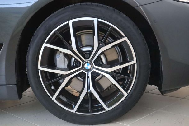 BMW 530i 185 kW image number 6