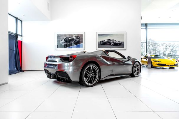 Ferrari 488 Spider 492 kW image number 3