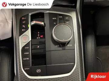 Car image 36