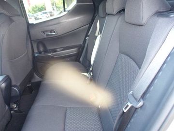 Car image 11