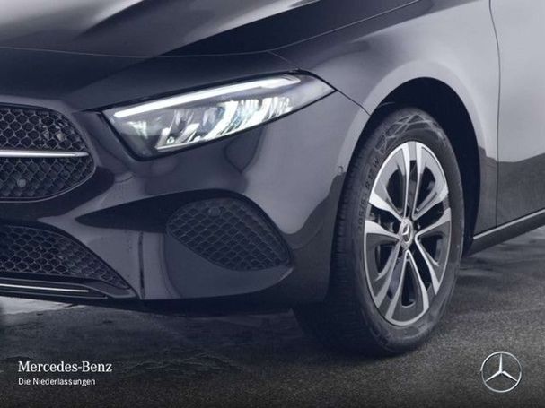 Mercedes-Benz A 250 e 160 kW image number 4