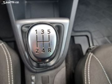 Car image 36