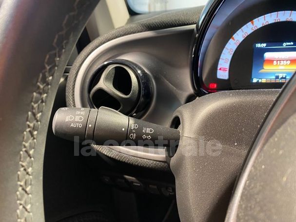 Smart ForTwo Twinamic passion 52 kW image number 21