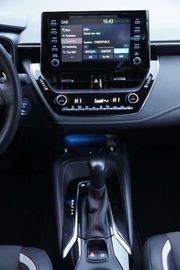 Car image 23