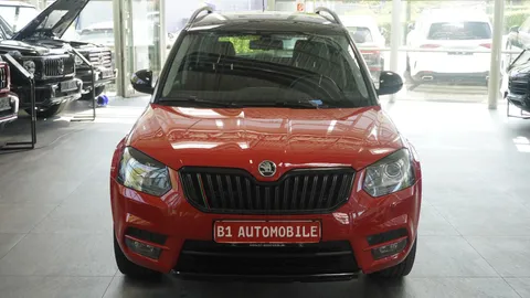 Car image 3