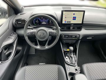 Car image 9