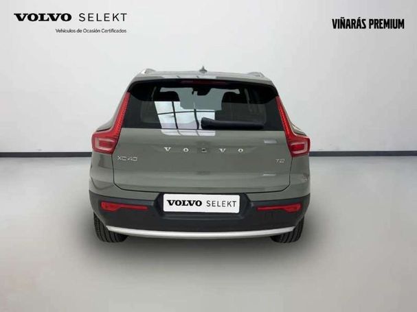 Volvo XC40 T2 Core 95 kW image number 3