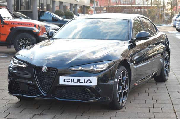 Alfa Romeo Giulia Q4 206 kW image number 1