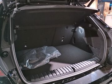 Car image 21