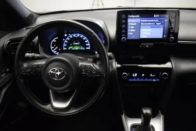 Car image 5