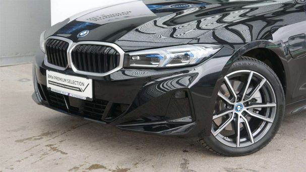 BMW 320 Touring e xDrive 150 kW image number 2