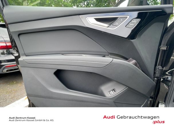 Audi Q4 45 quattro e-tron 195 kW image number 12