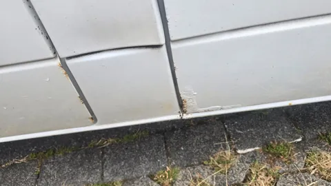 Car image 33