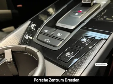 Car image 34