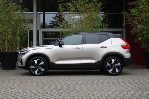 Volvo XC40 Single Motor Extended Range Plus 185 kW image number 2