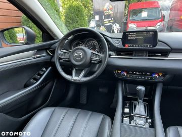 Car image 37