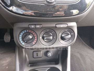 Car image 36