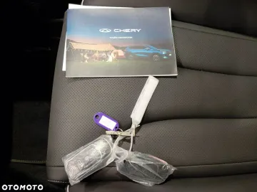 Car image 40