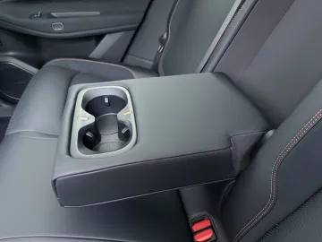 Car image 42