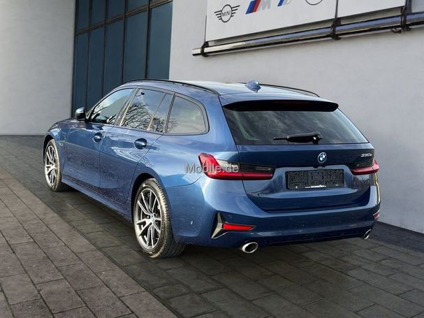 BMW 330e Touring Sport Line 215 kW image number 4