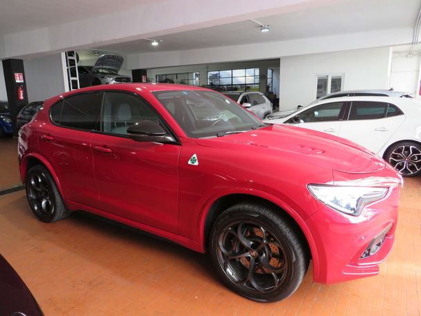 Alfa Romeo Stelvio V6 2.9 Quadrifoglio 375 kW image number 3