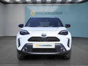 Car image 2