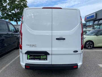 Car image 24