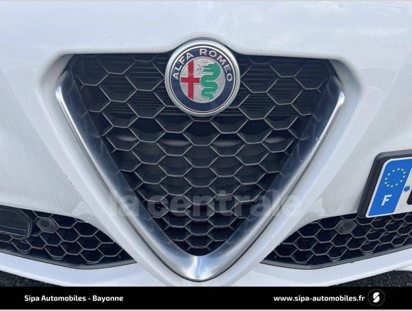 Alfa Romeo Giulia 2.2 AT8 140 kW image number 30