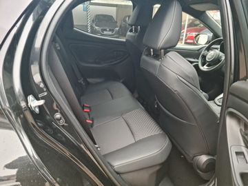 Car image 10