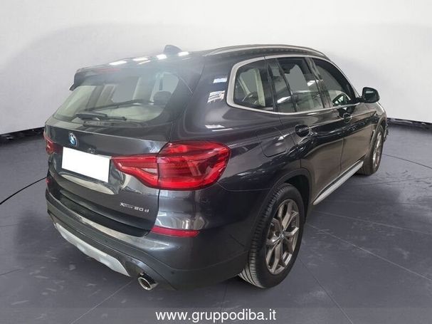 BMW X3 xDrive20d xLine 140 kW image number 3