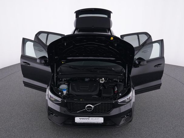 Volvo XC40 T2 Plus Dark 95 kW image number 13