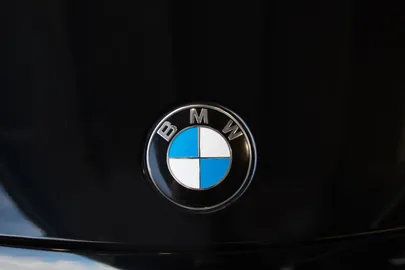Car image 38