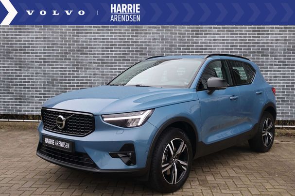 Volvo XC40 B3 Plus Dark 120 kW image number 1