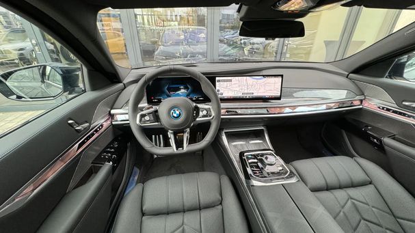 BMW i7 M70 xDrive 485 kW image number 19