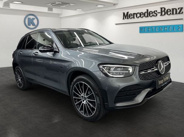 Mercedes-Benz GLC 300 de 225 kW image number 3