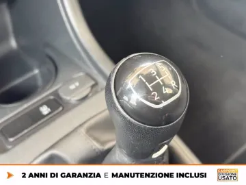 Car image 25