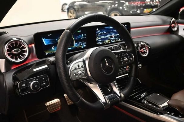 Mercedes-Benz CLA 35 AMG Shooting Brake 4Matic 225 kW image number 8