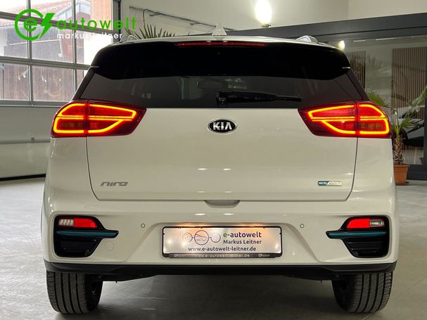 Kia Niro e 64 kWh Spirit 150 kW image number 3