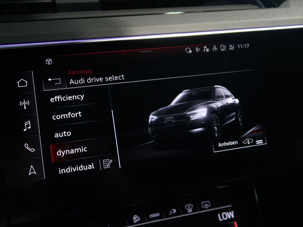 Audi e-tron 55 S-line 300 kW image number 19