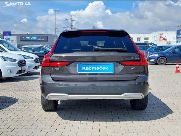 Volvo V90 Cross Country AWD B5 173 kW image number 3