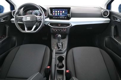 Car image 11