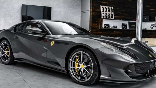 Ferrari 812 Superfast 588 kW image number 4