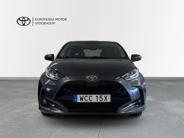 Car image 2