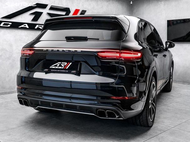 Porsche Cayenne Turbo 404 kW image number 4