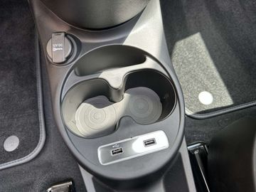 Car image 31