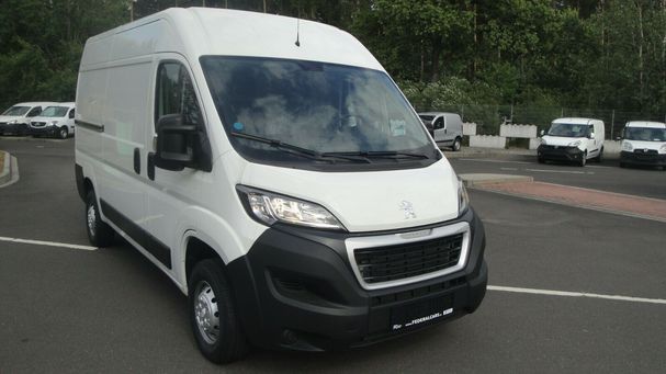 Peugeot Boxer L2H2 Premium 103 kW image number 3