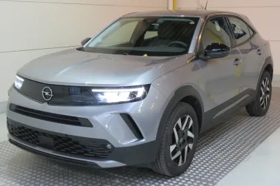 Car image 1