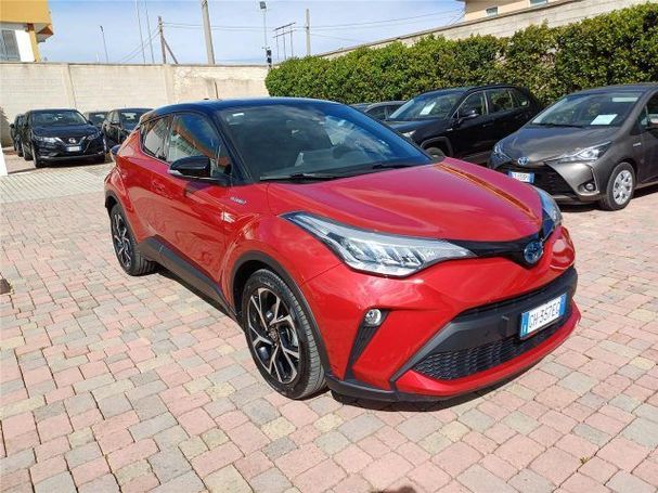 Toyota C-HR 2.0 Hybrid 135 kW image number 2