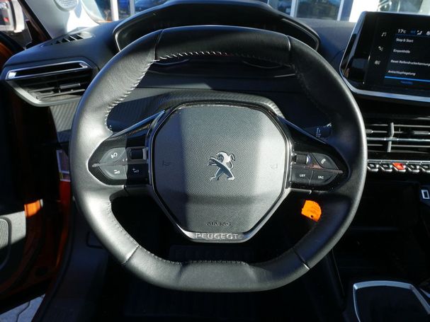 Peugeot 2008 PureTech 130 96 kW image number 7